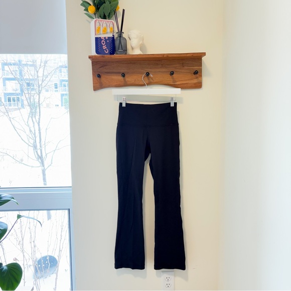 Lululemon Align High-Rise Mini-Flared Pant Black sz 6 - Picture 2 of 6
